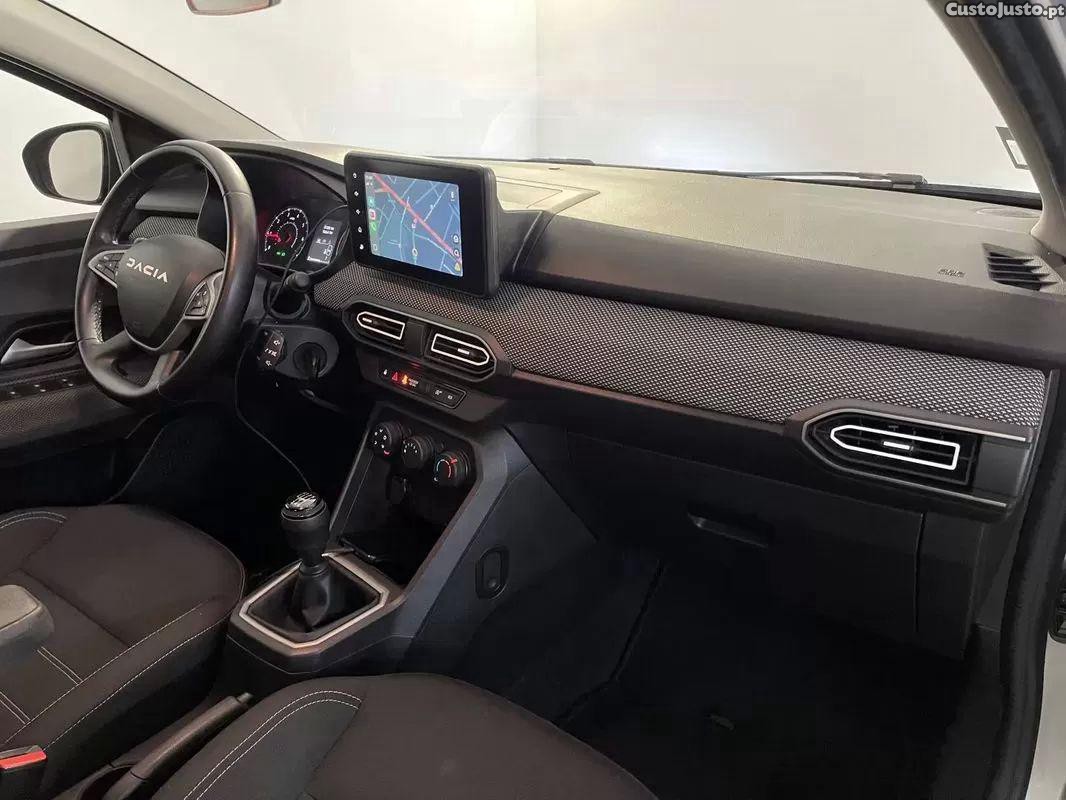 Dacia Jogger 1.0 eco-g comfort 7l bi-fuel — fotografia 16