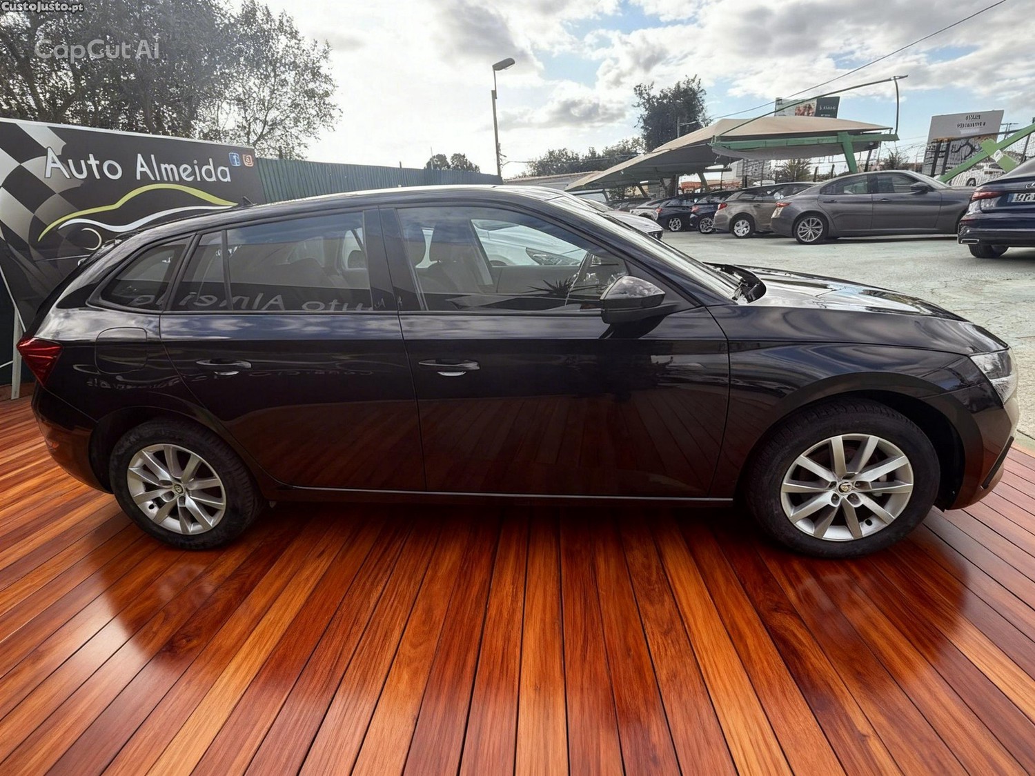 Skoda Scala 1.0 TSI Ambition — fotografia 17