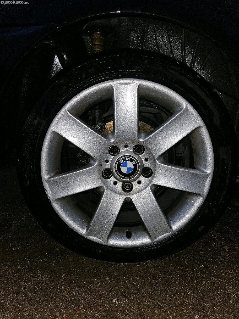 BMW 320 D 2.0 com Teto de Abrir — fotografia 5