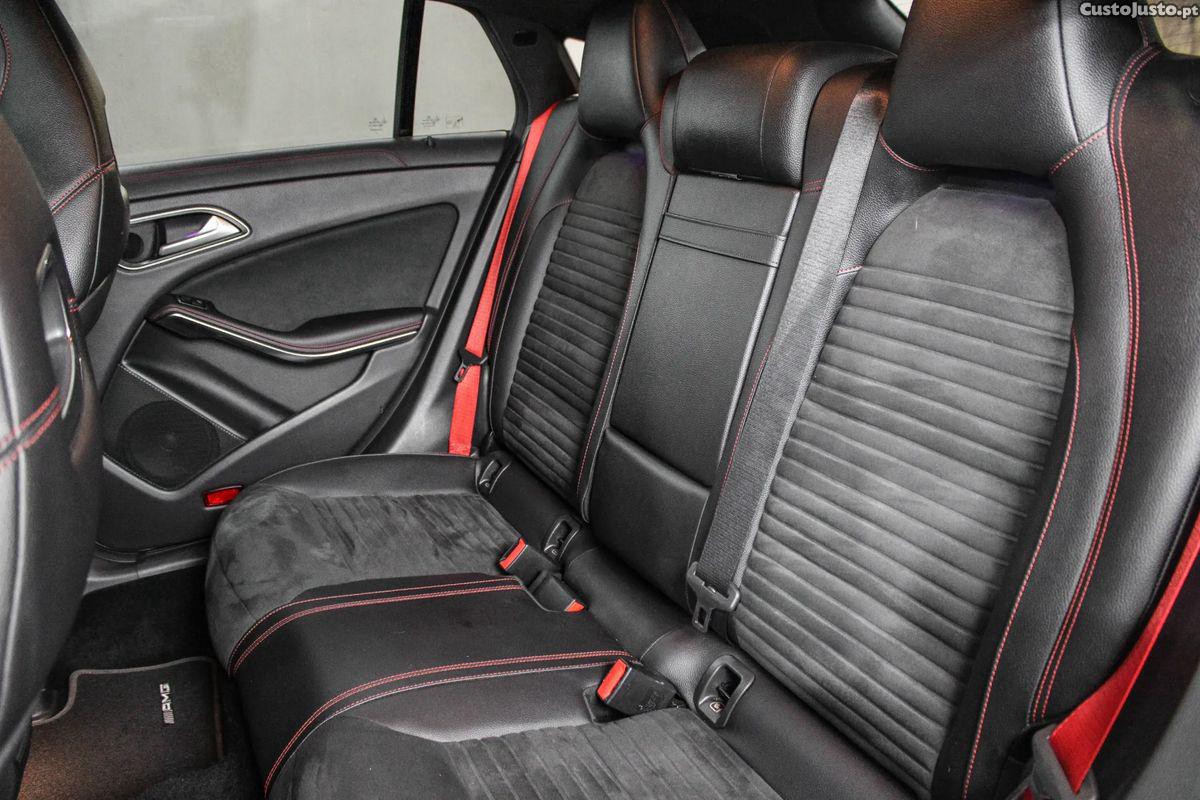 Mercedes-Benz CLA 45 AMG Shooting Brake 4-Matic — fotografia 16