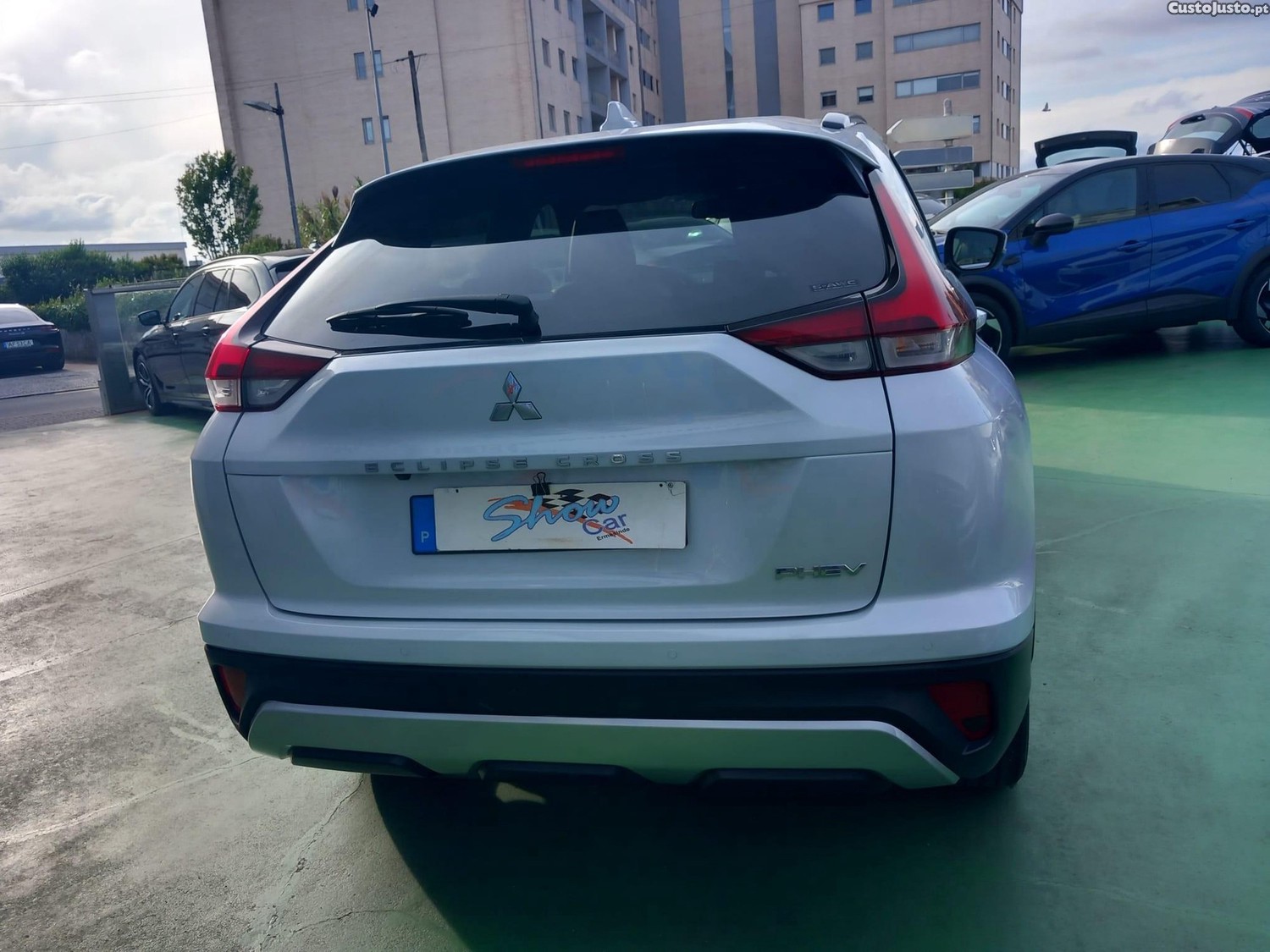 Mitsubishi Eclipse Cross 2.4 PHEV eStyle — fotografia 18