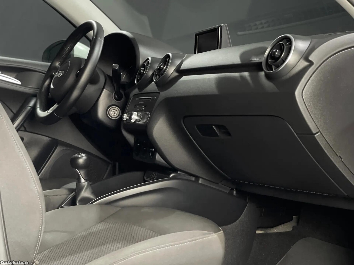 Audi A1 1.0 TFSI — fotografia 9