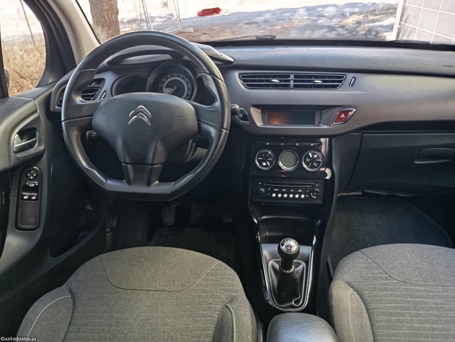 Citroën C3 1.2 — fotografia 2