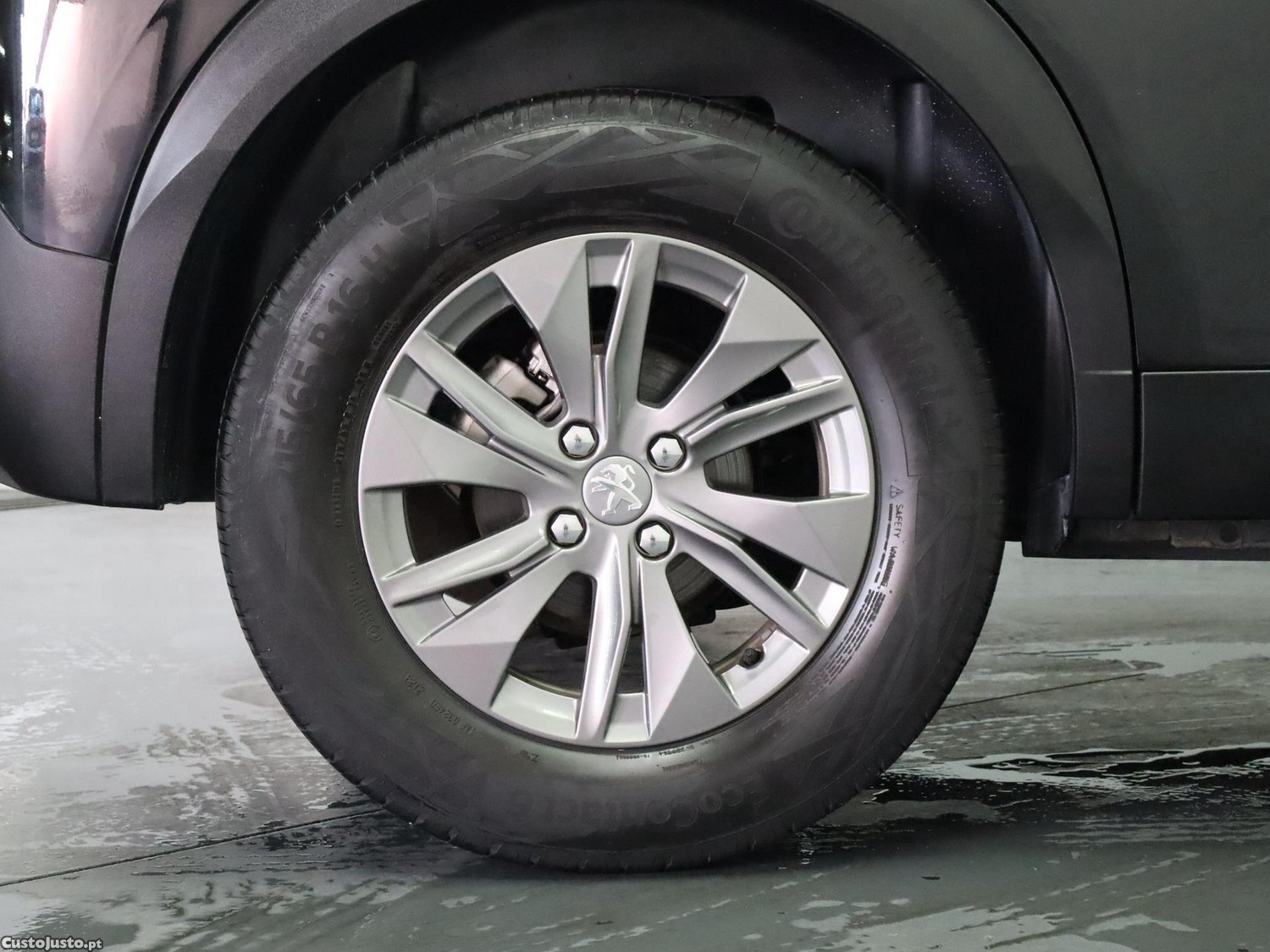 Peugeot 2008 1.5 BlueHDi Active EAT8 — fotografia 16