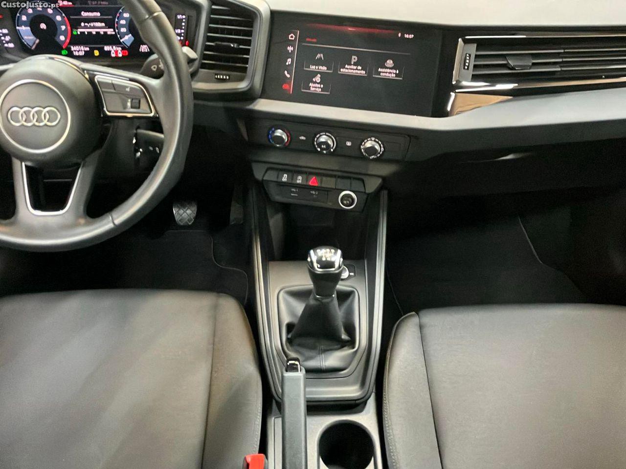Audi A1 Sportback Sportback 25 TFSI — fotografia 14