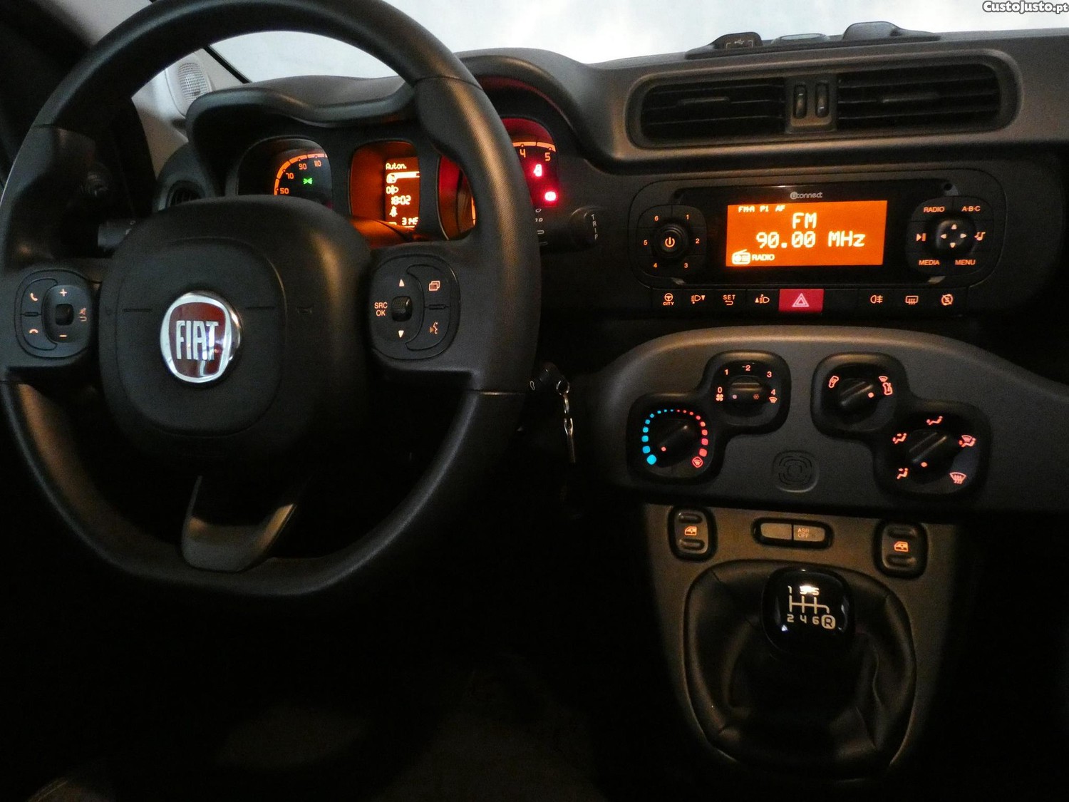 Fiat Panda 1.0 NHIBRID — fotografia 2
