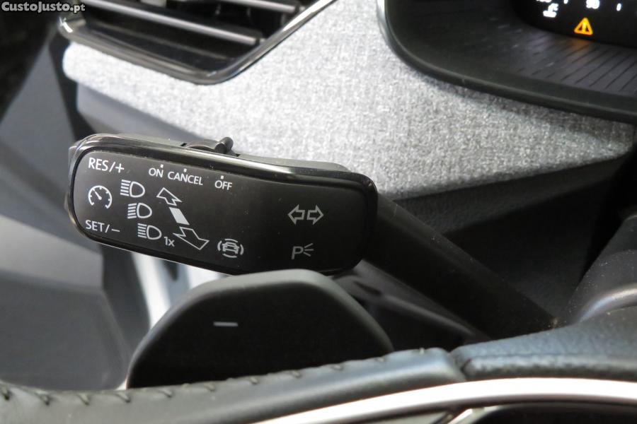 Skoda Kamiq 1.0 TSI Style DSG — fotografia 8