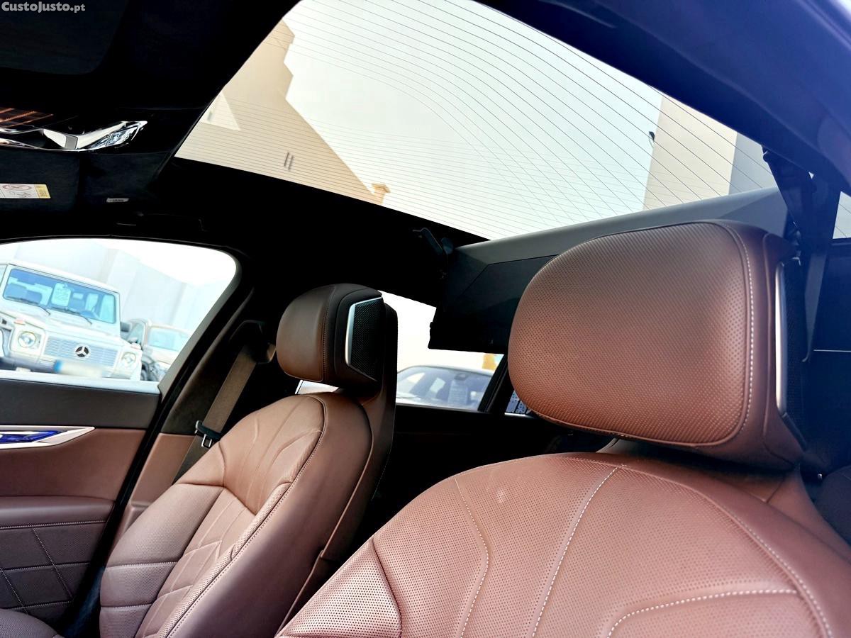 BMW 760 Me X-Drive — fotografia 38