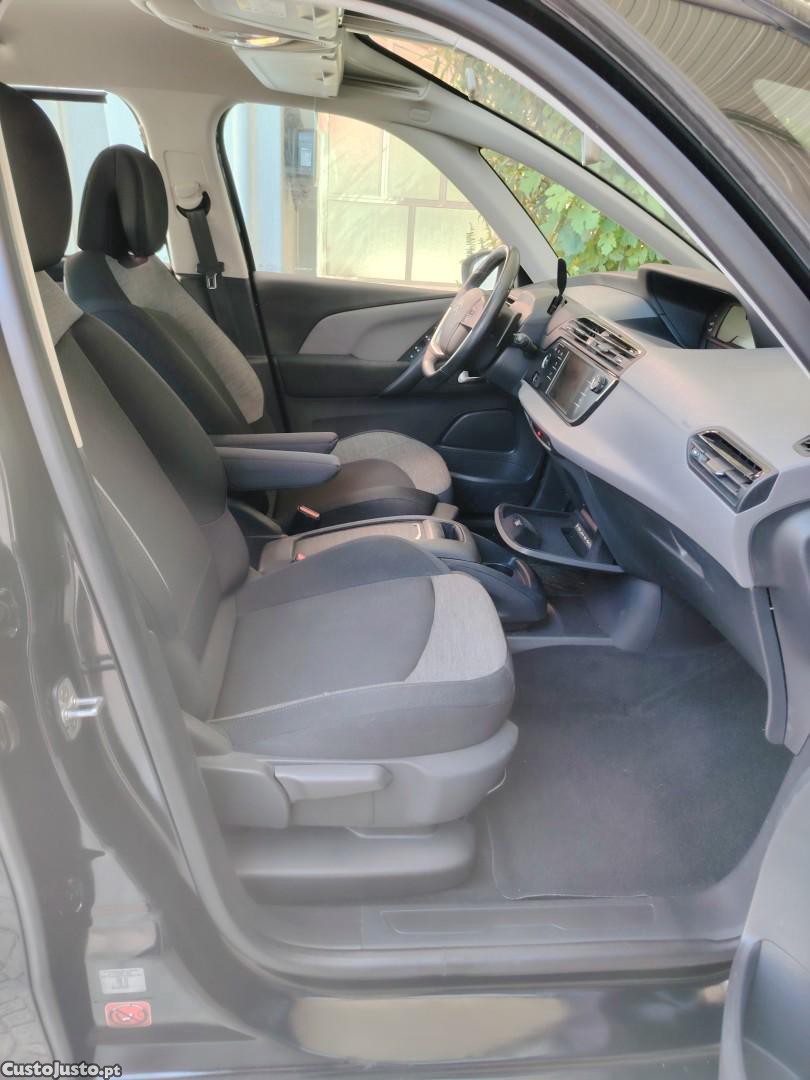 Citroën C4 Grand Picasso 1.6 BLUE HDI 120CV AUTO 7 LUGARES — fotografia 5