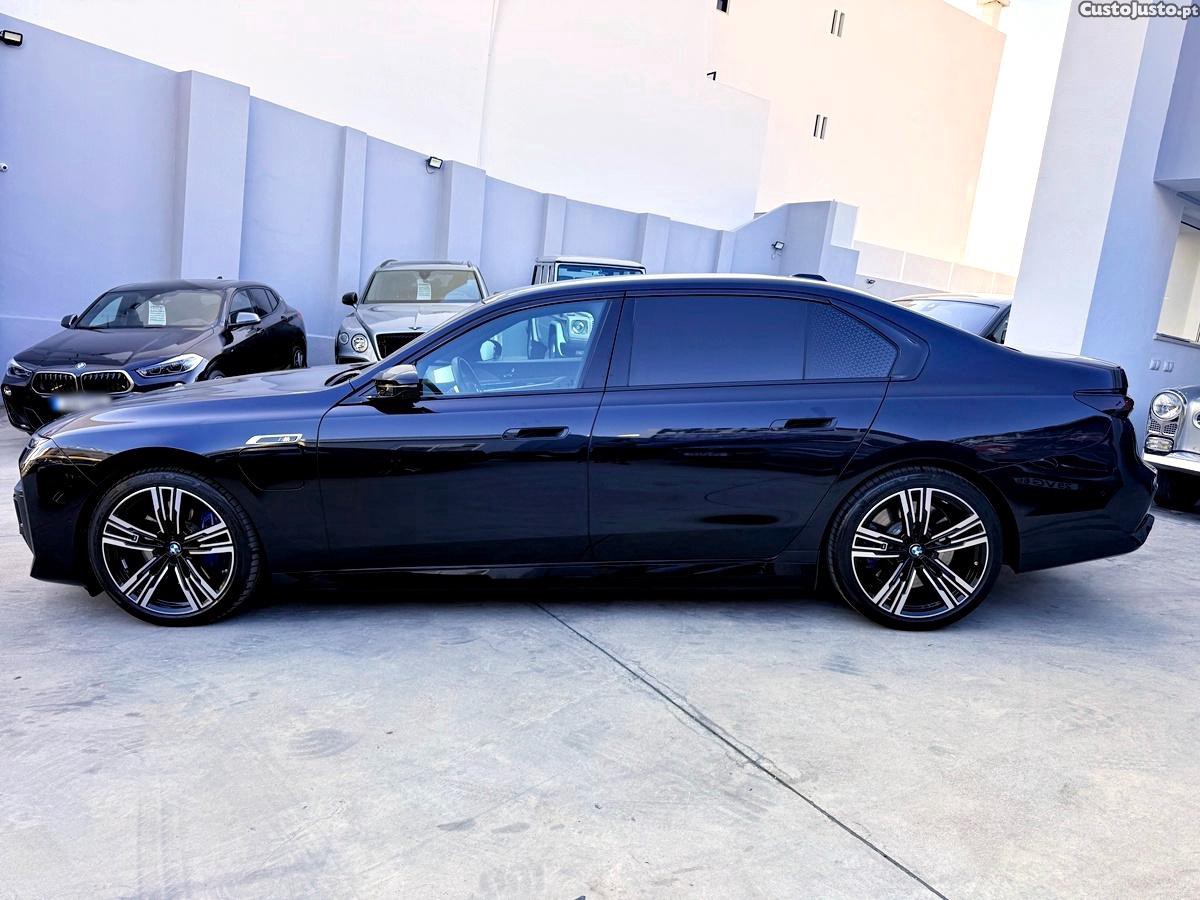 BMW 760 Me X-Drive — fotografia 55