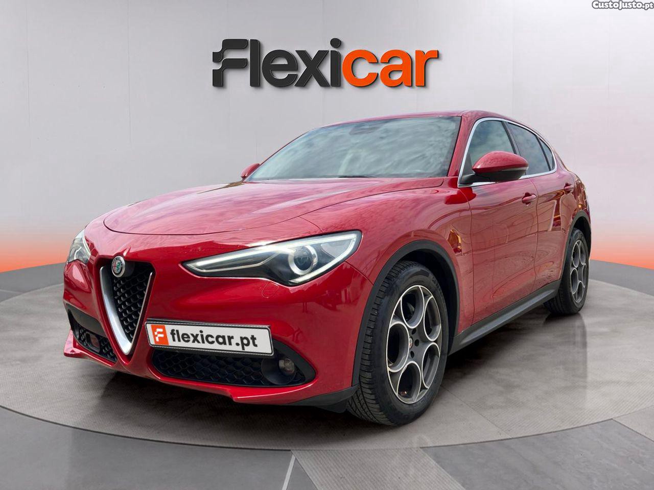Alfa Romeo Stelvio 2.2 D Super AT8 — fotografia 17