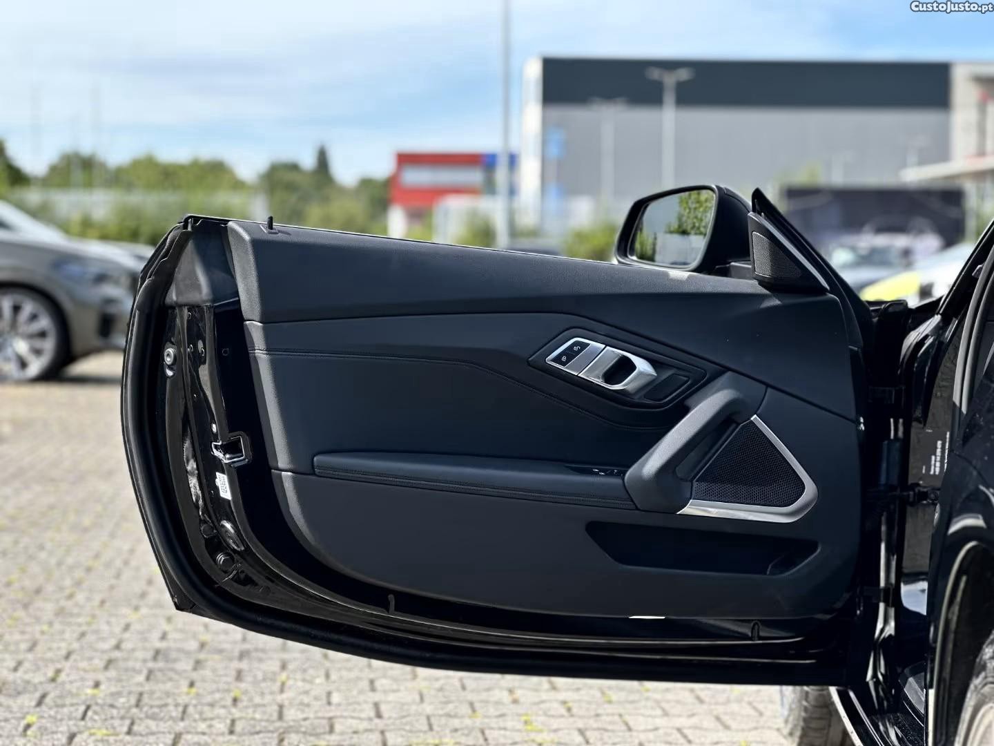 BMW Z4 sDrive20i Advantage — fotografia 8