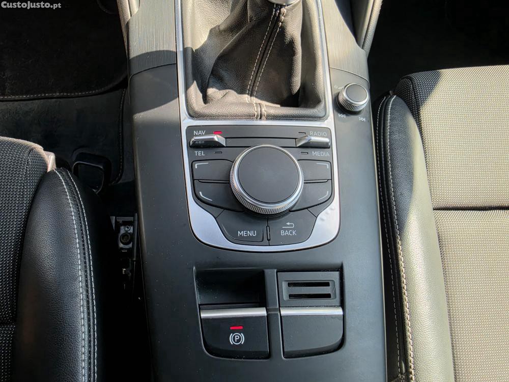 Audi A3 1.6 TDI S-line — fotografia 8