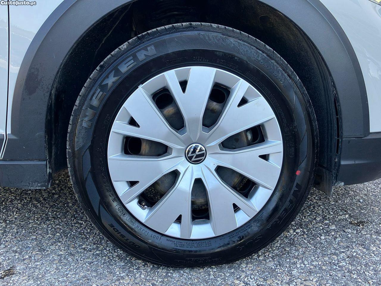 Volkswagen Taigo 1.0 TSI Life — fotografia 9