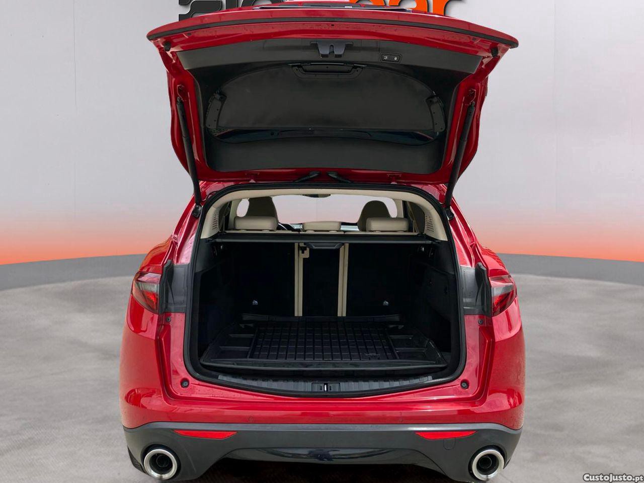 Alfa Romeo Stelvio 2.2 D Super AT8 — fotografia 13