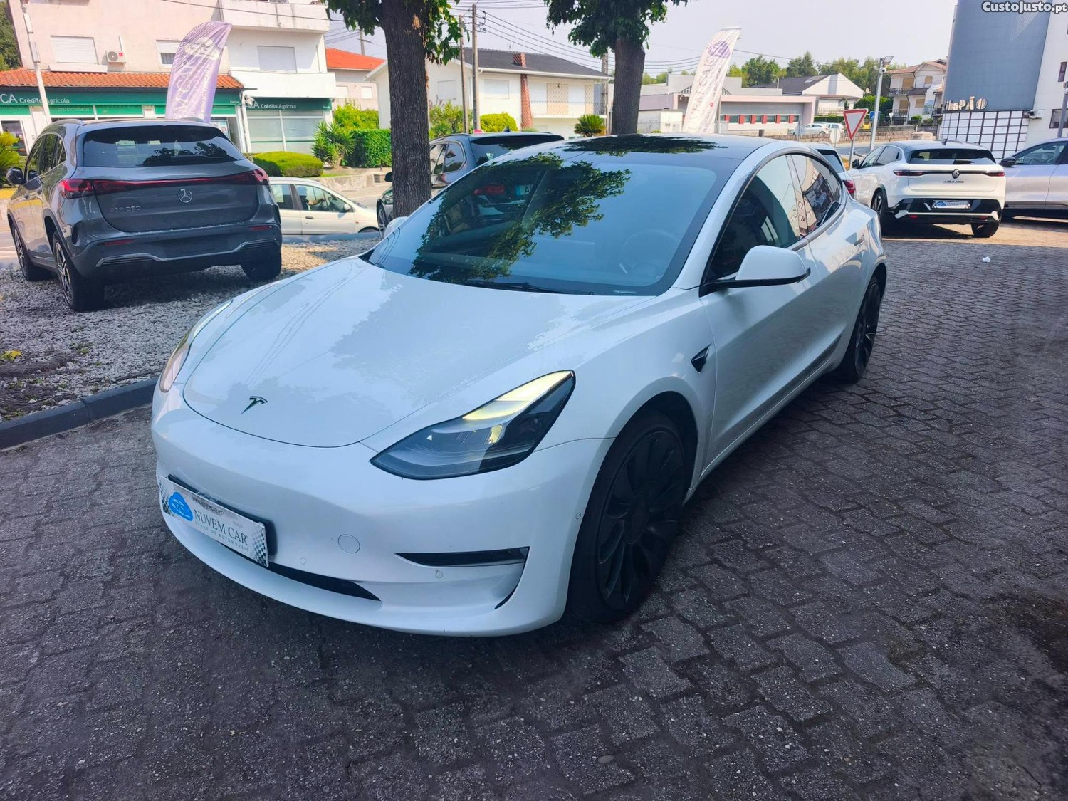 Tesla Model 3 Dual Motor Long Range Performance — fotografia 10