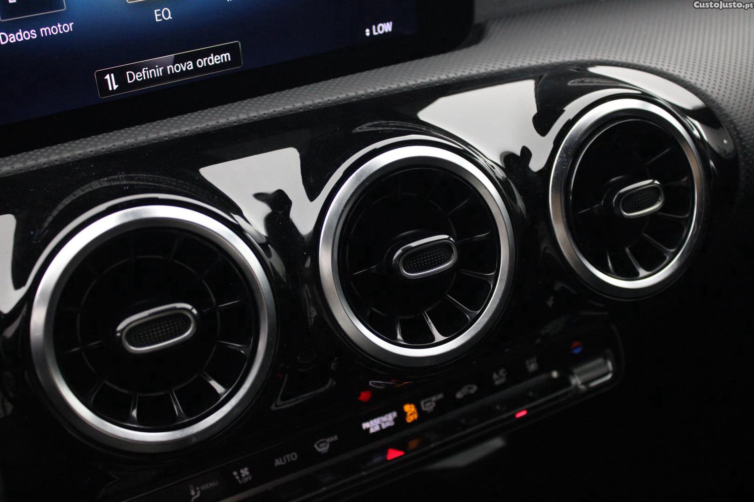 Mercedes-Benz A 250 E AMG PLUGIN (AUTO) — fotografia 33
