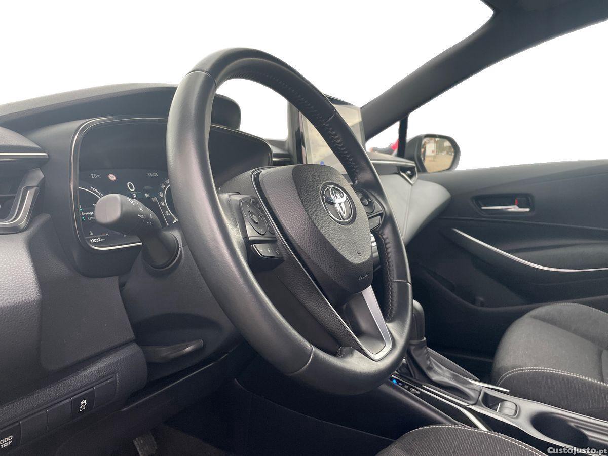 Toyota Corolla TS 1.8 Hybrid Comfort — fotografia 7