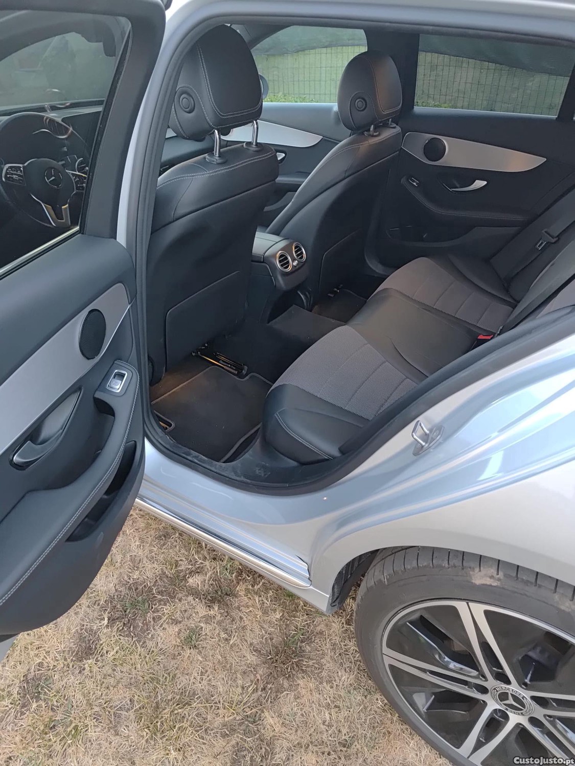 Mercedes-Benz C 300 C300de — fotografia 9