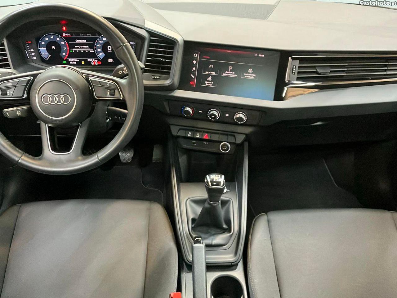 Audi A1 Sportback Sportback 25 TFSI — fotografia 12
