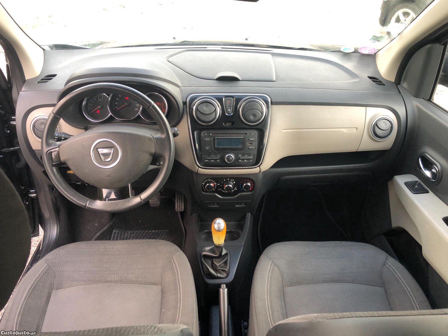 Dacia Lodgy 1.2 TCE — fotografia 2