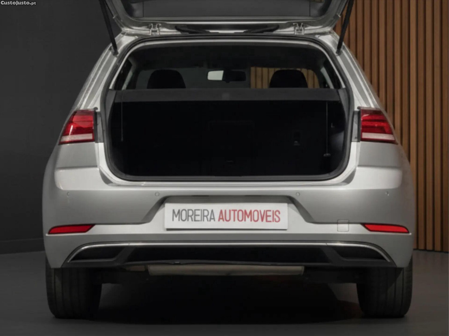 Volkswagen Golf 1.5 TSI Stream DSG — fotografia 3