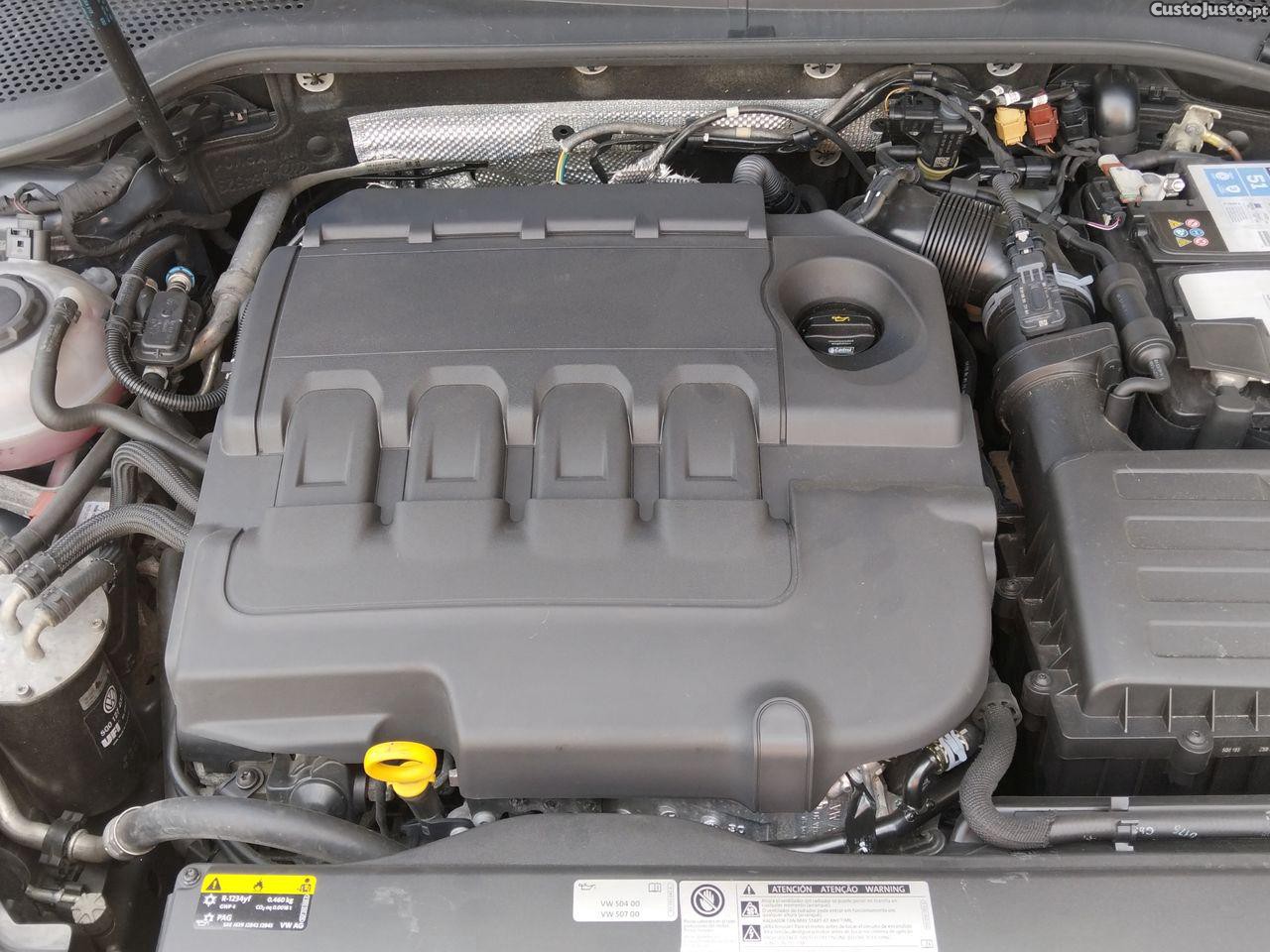 Volkswagen Golf Variant 1.6 TDi Confortline — fotografia 2