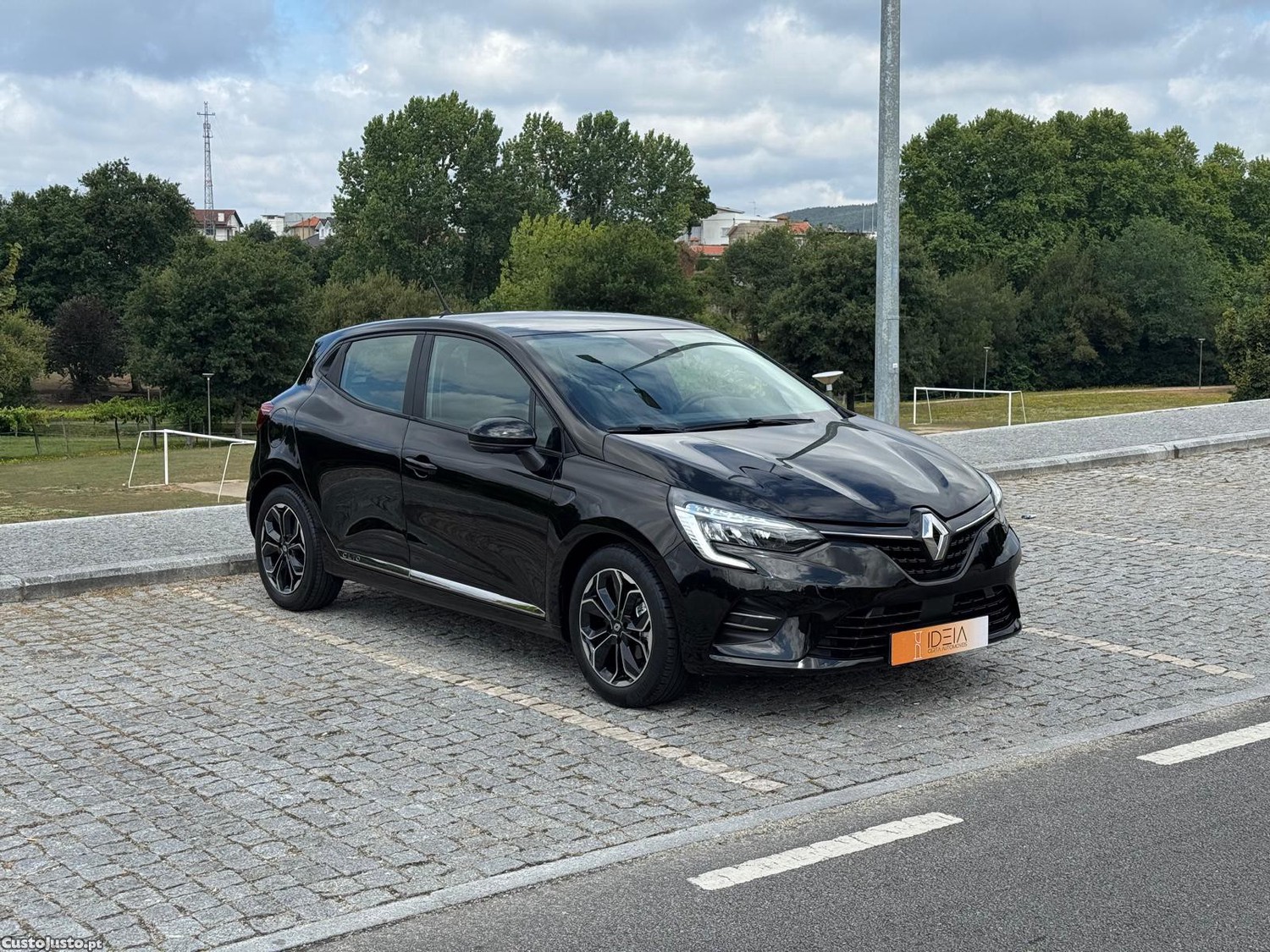 Renault Clio 1.0 TCe Intens — fotografia 10