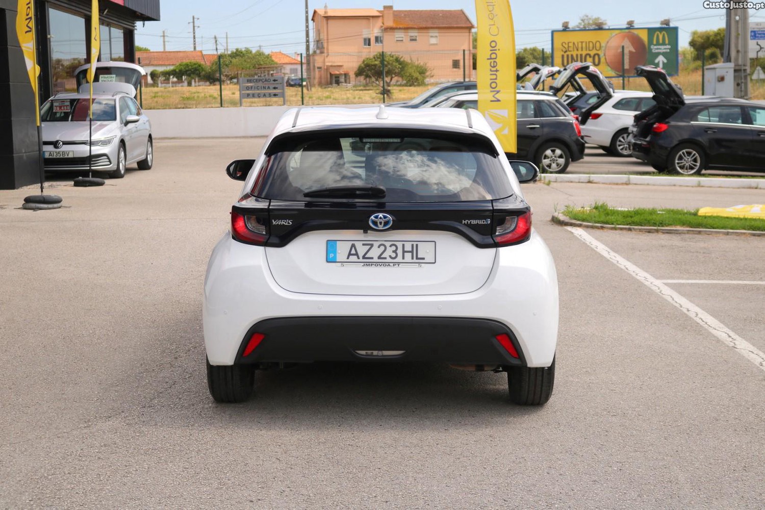 Toyota Yaris 1.5 HDF Comfort Plus Auto 115cv — fotografia 54