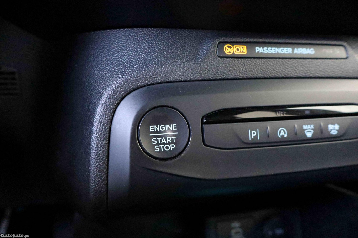 Ford Focus SW 1.0 EcoBoost MHEV ST-Line — fotografia 9