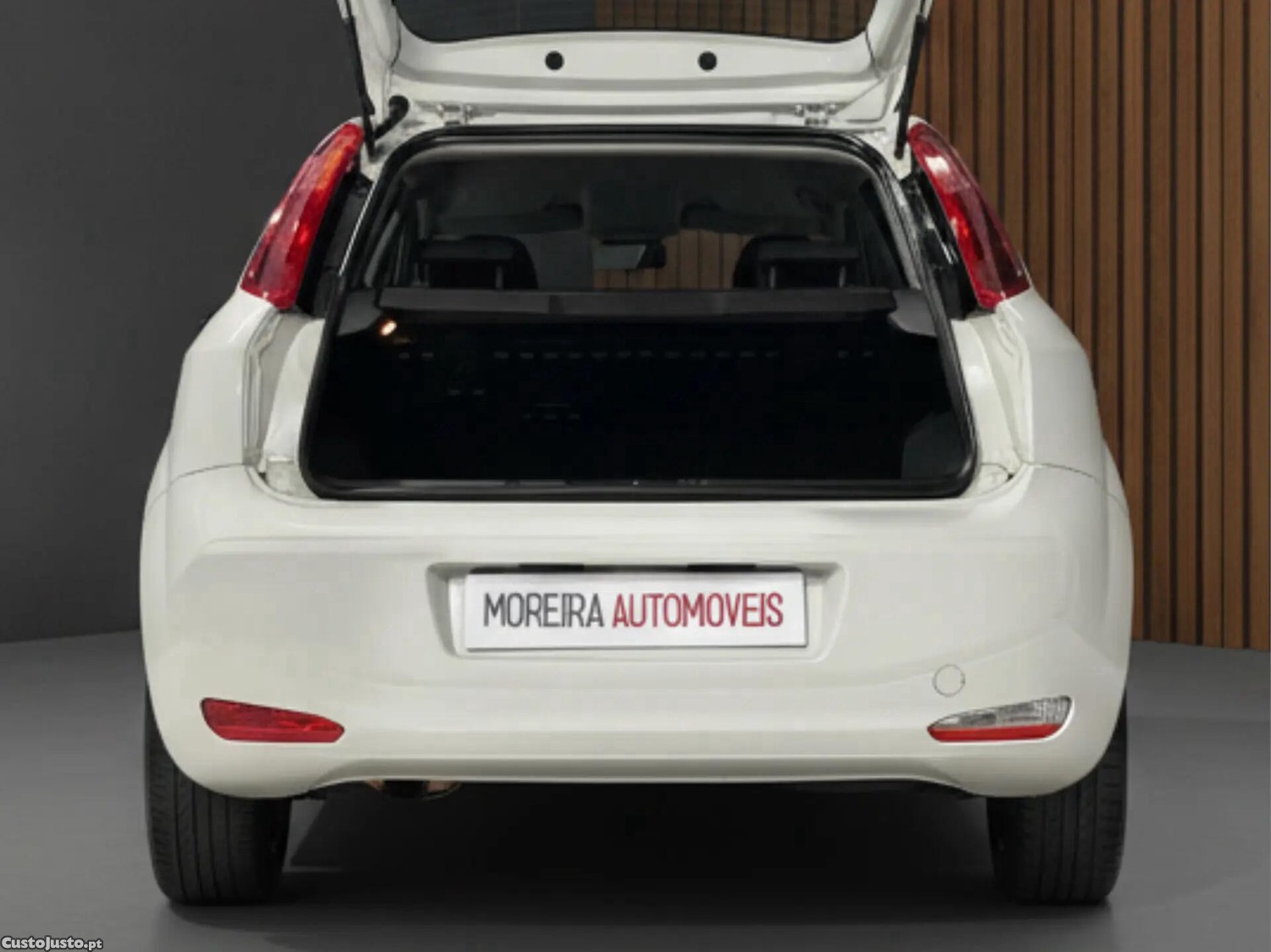 Fiat Punto 1.3 M-Jet Easy S&S — fotografia 4