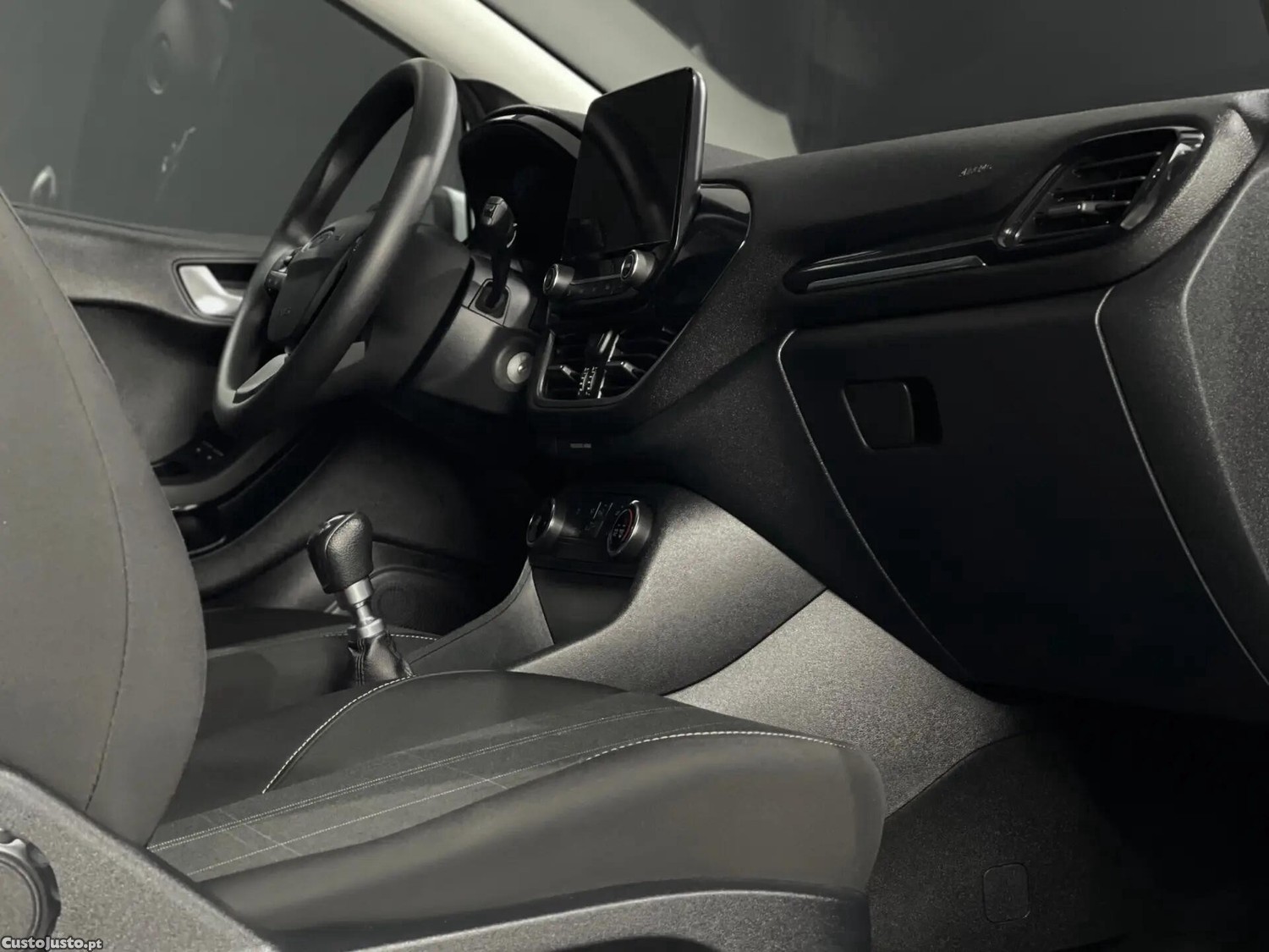 Ford Fiesta 1.0 ECOBOOST TITANIUM — fotografia 9