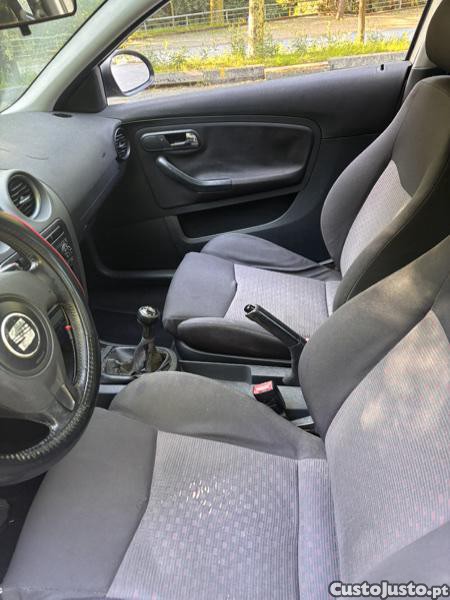 SEAT Ibiza sport — fotografia 4