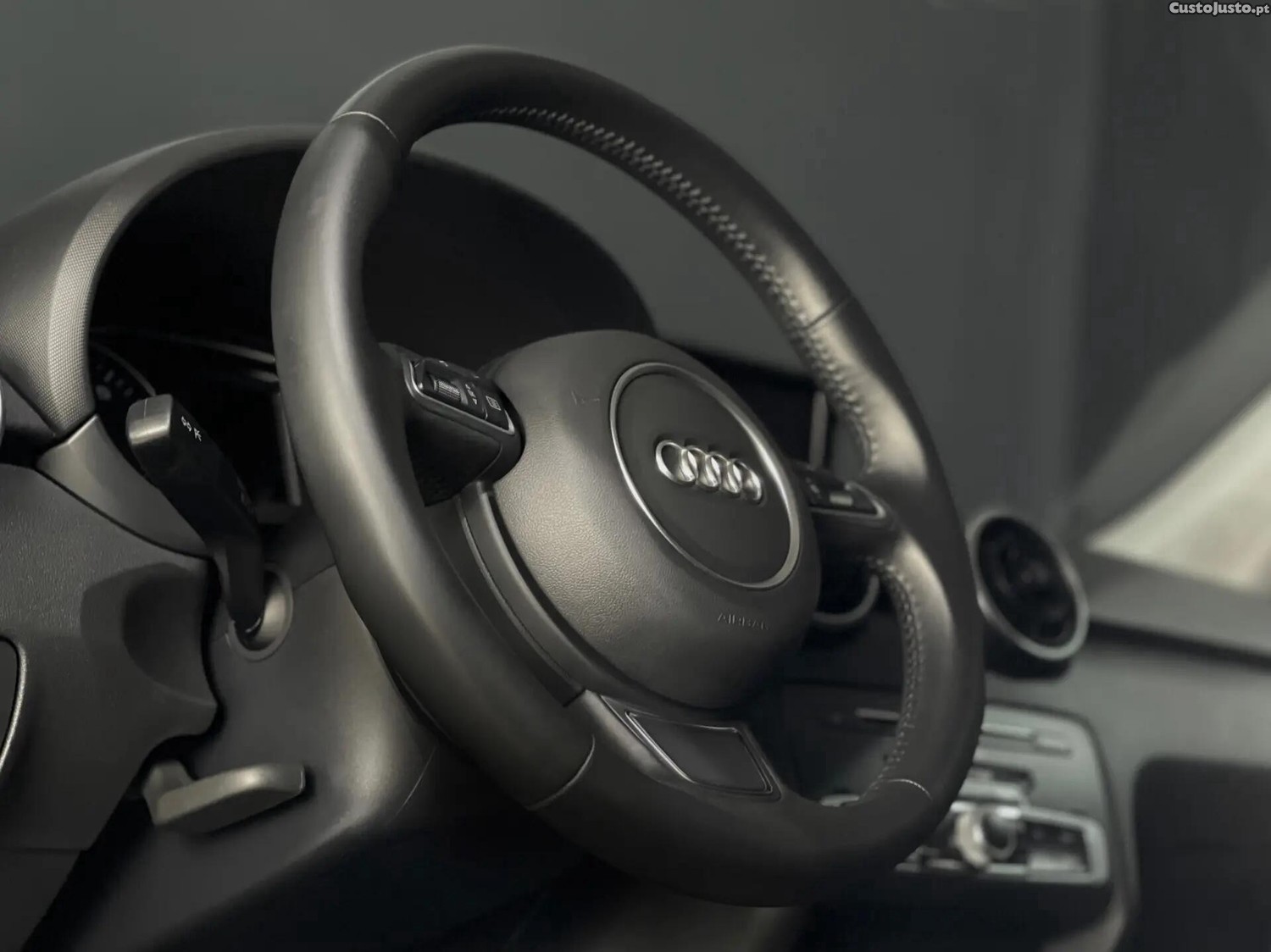 Audi A1 1.0 TFSI — fotografia 8