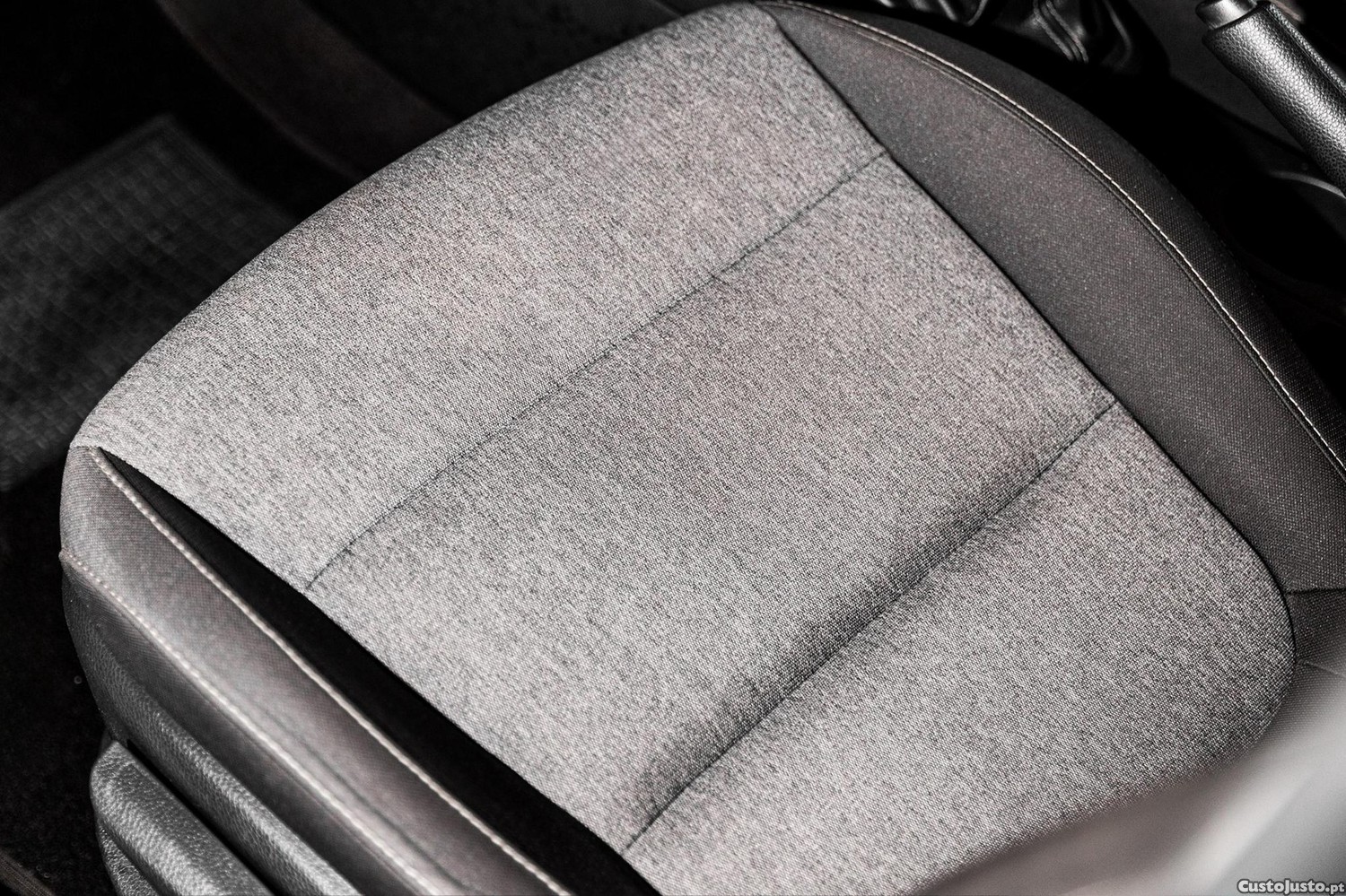 Kia Stonic 1.2 Dynamic — fotografia 5