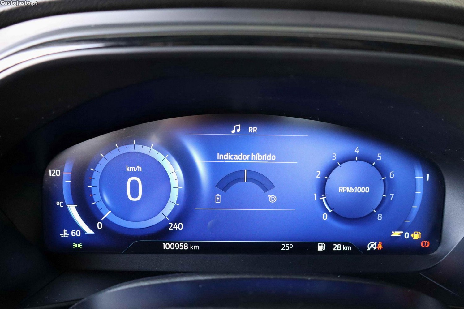Ford Focus SW 1.0 EcoBoost MHEV ST-Line — fotografia 7