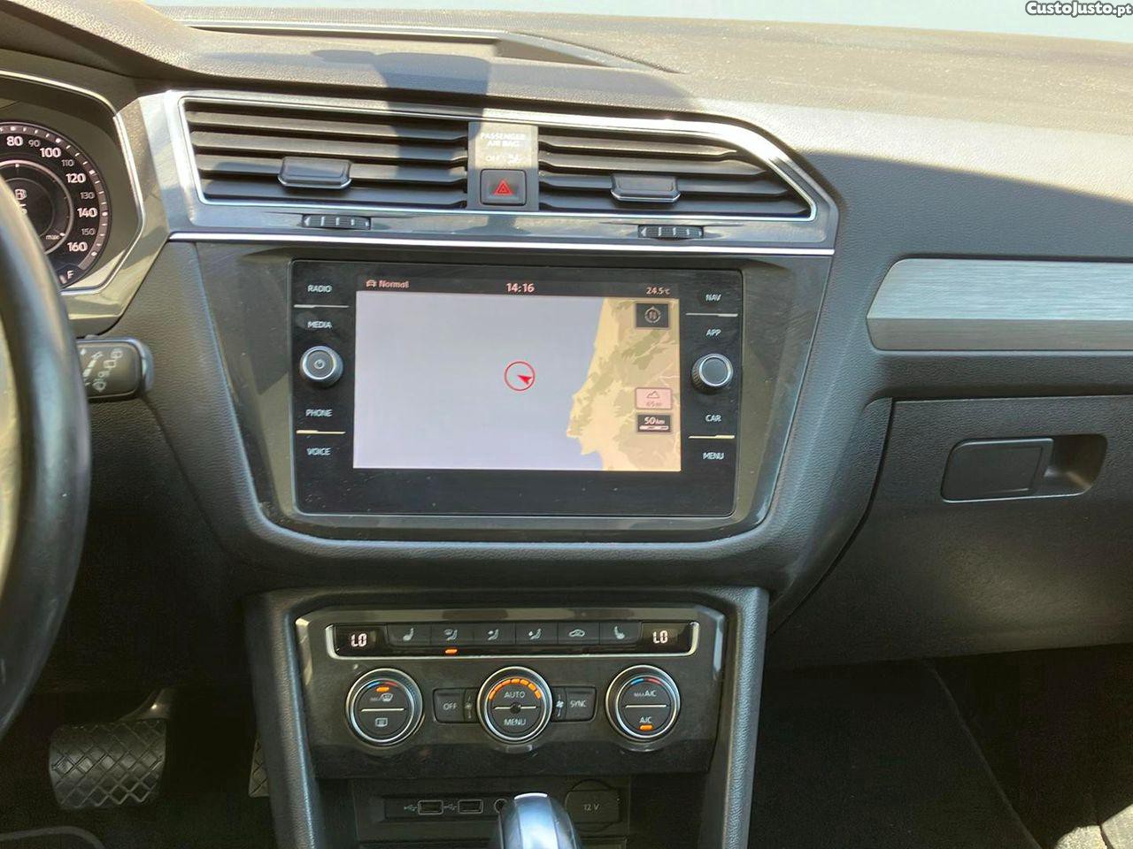 Volkswagen Tiguan 2.0 TSI 4Motion DSG Life — fotografia 8