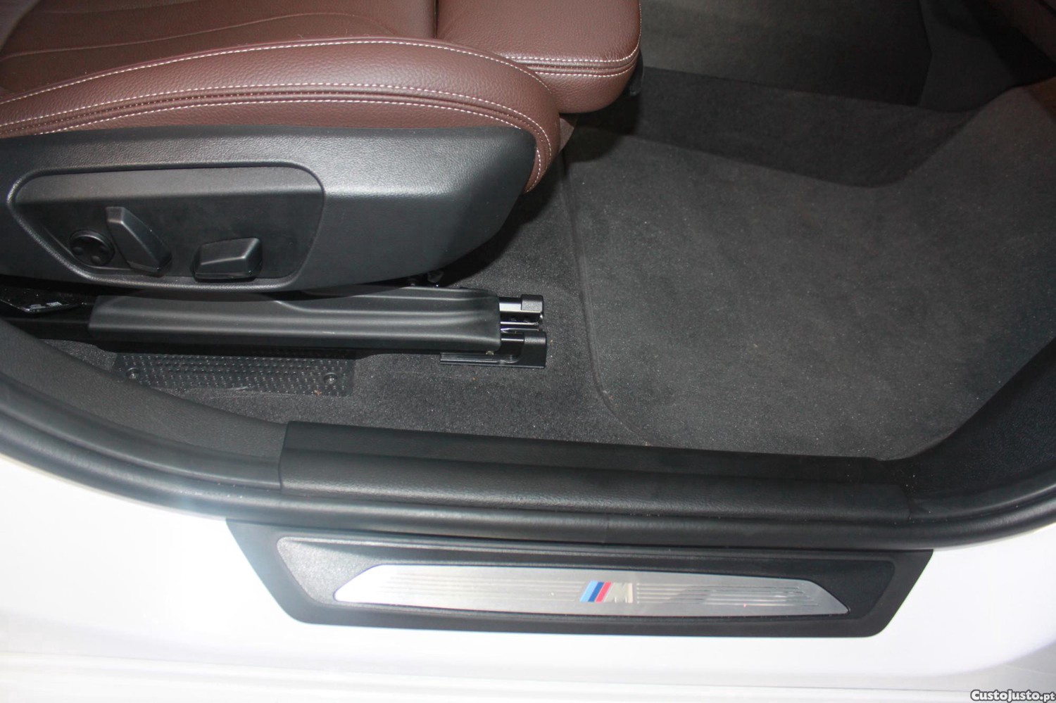 BMW X2 25 e plug in Xdrive M — fotografia 3