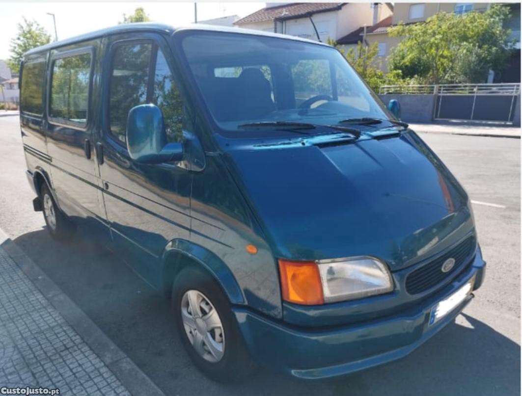 Ford Transit 7 lugares como nova — fotografia 8