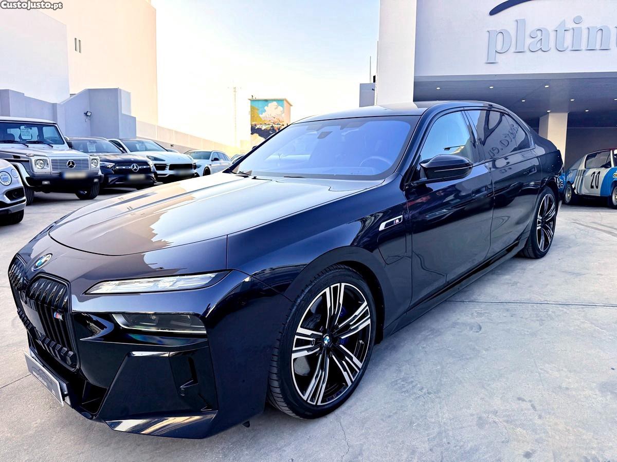 BMW 760 Me X-Drive — fotografia 54
