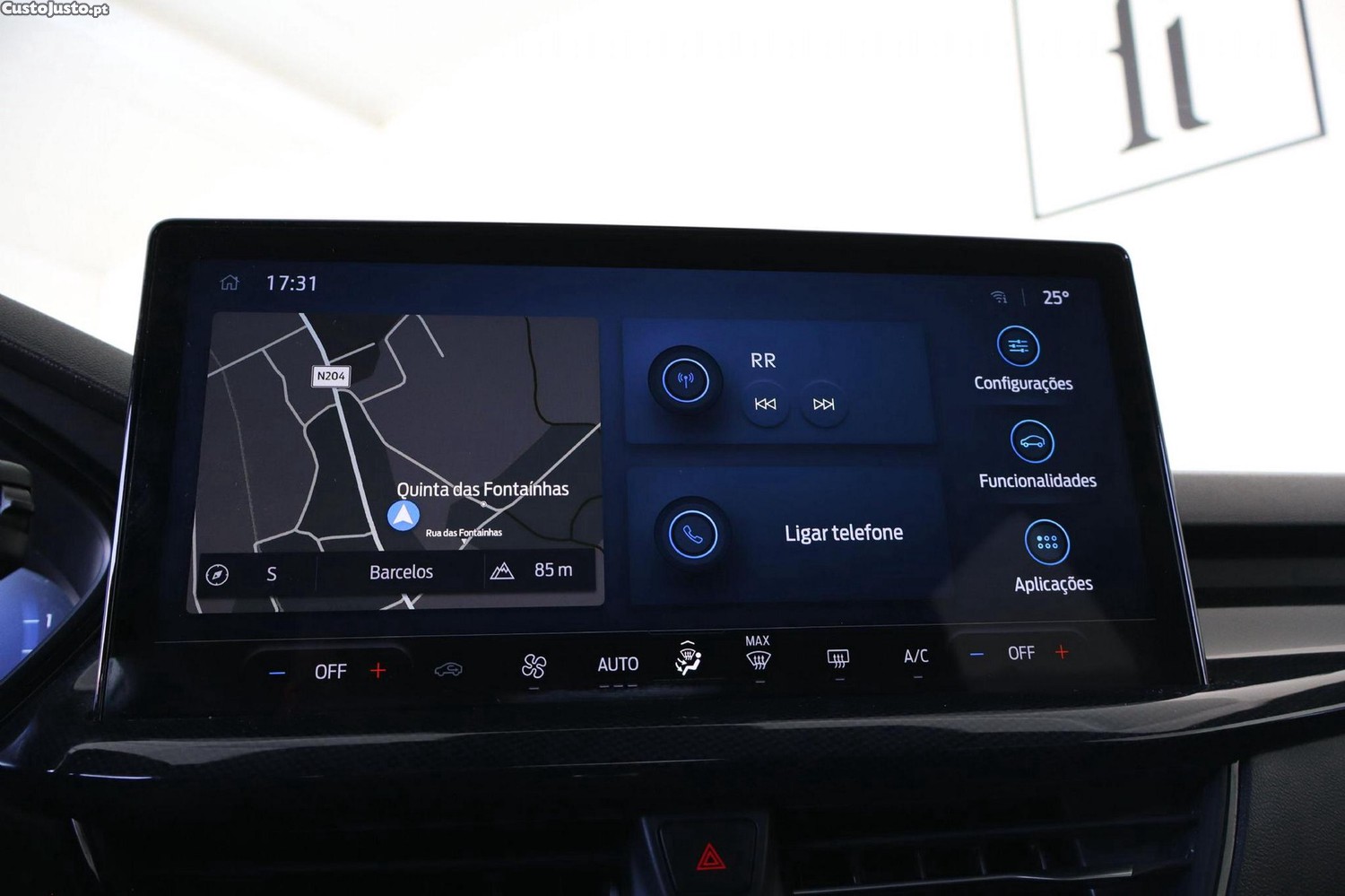 Ford Focus SW 1.0 EcoBoost MHEV ST-Line — fotografia 8