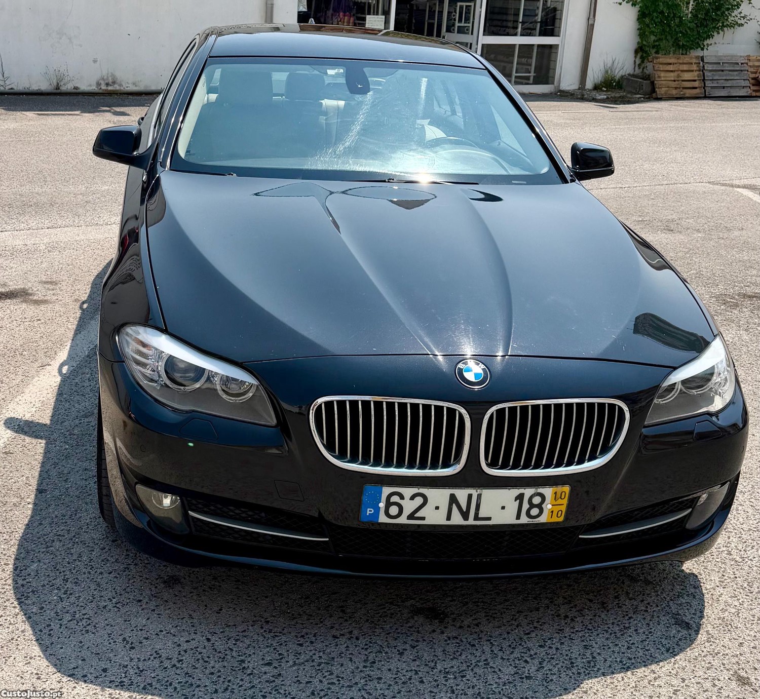 BMW 520 Luxury Line — fotografia 2