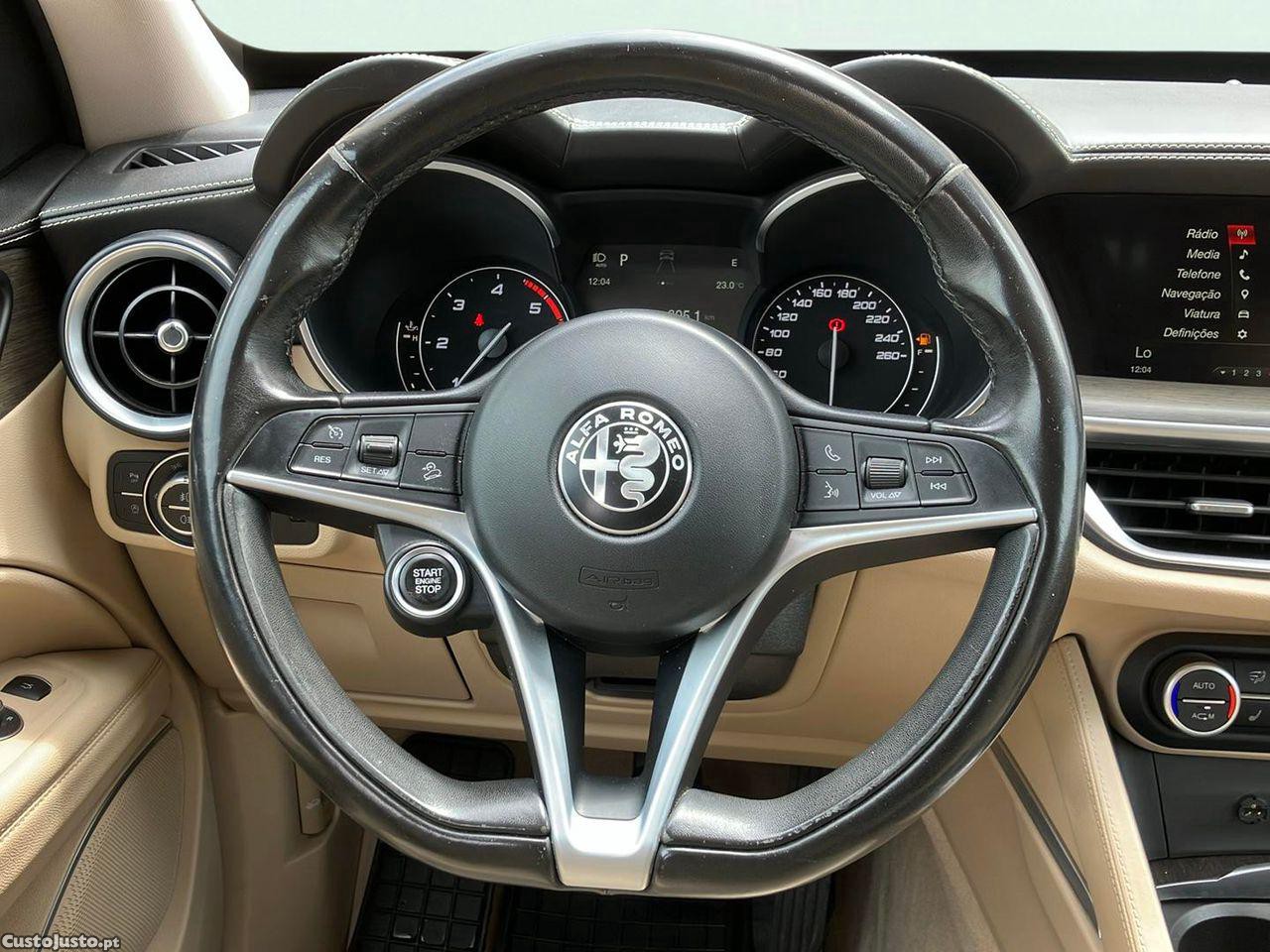 Alfa Romeo Stelvio 2.2 D Super AT8 — fotografia 8