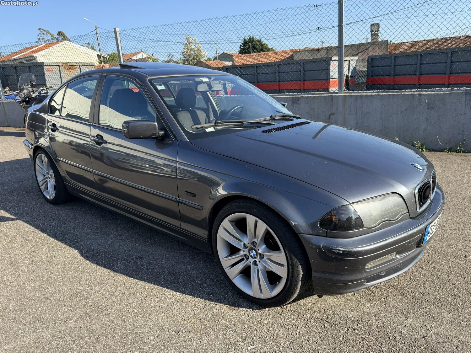 BMW 320 d — fotografia 13