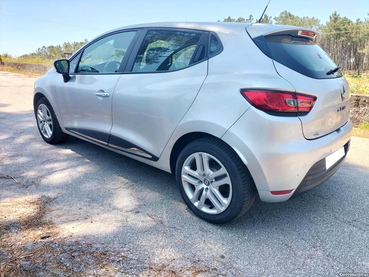 Renault Clio IV 1.5 DCI Energy 90cv — fotografia 10