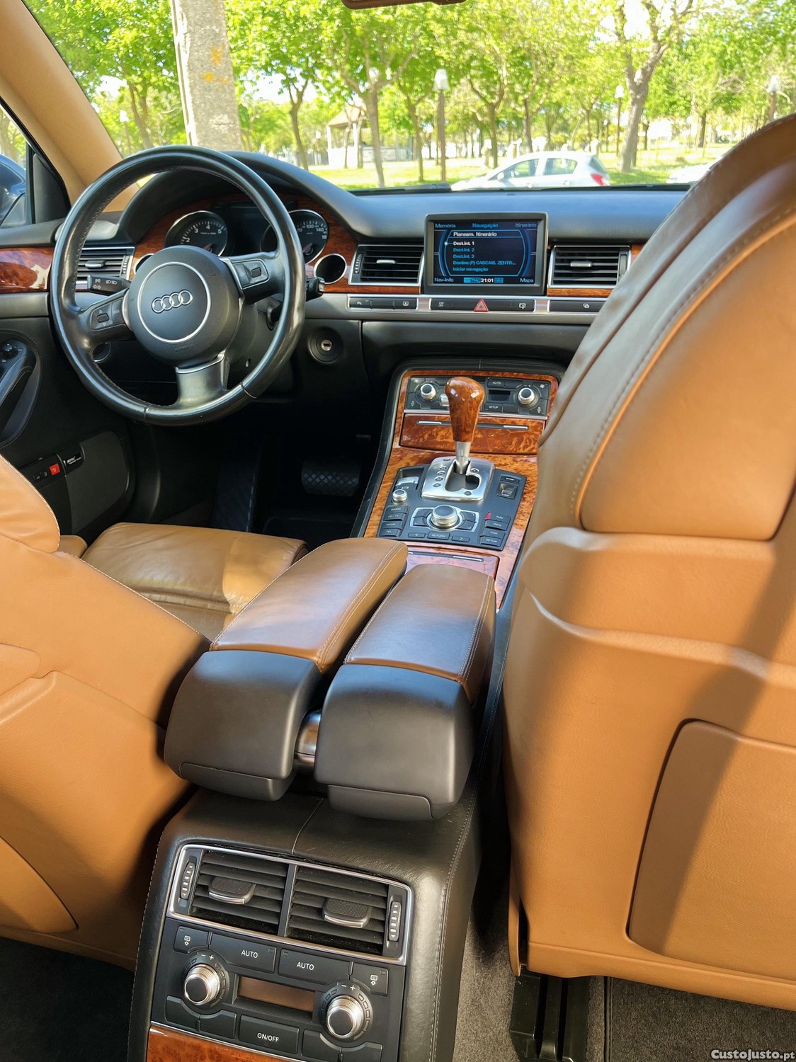 Audi A8 4.2 V8 gasolina — fotografia 2