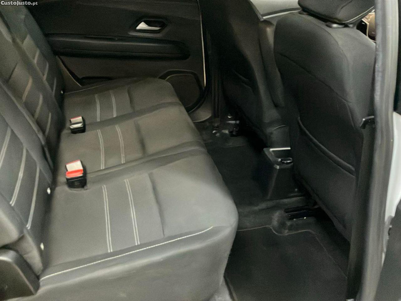 Dacia Jogger 1.0 TCe 90 ECO-G — fotografia 10