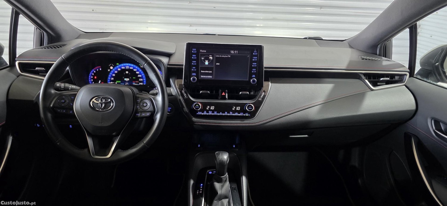 Toyota Corolla 2.0 Hybrid Exclusive — fotografia 12