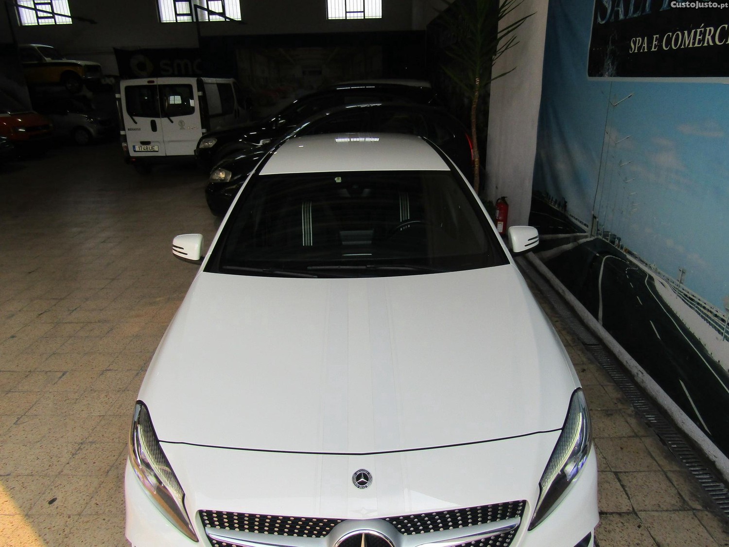 Mercedes-Benz A 180 d AMG Line — fotografia 9