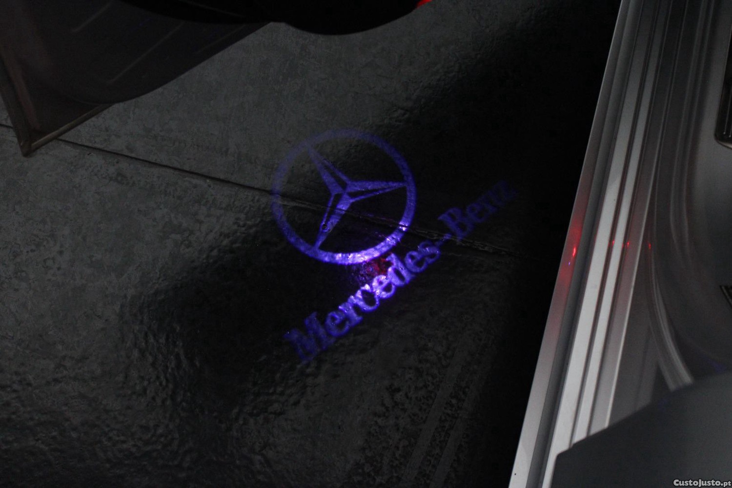 Mercedes-Benz A 250 E AMG PLUGIN (AUTO) — fotografia 5